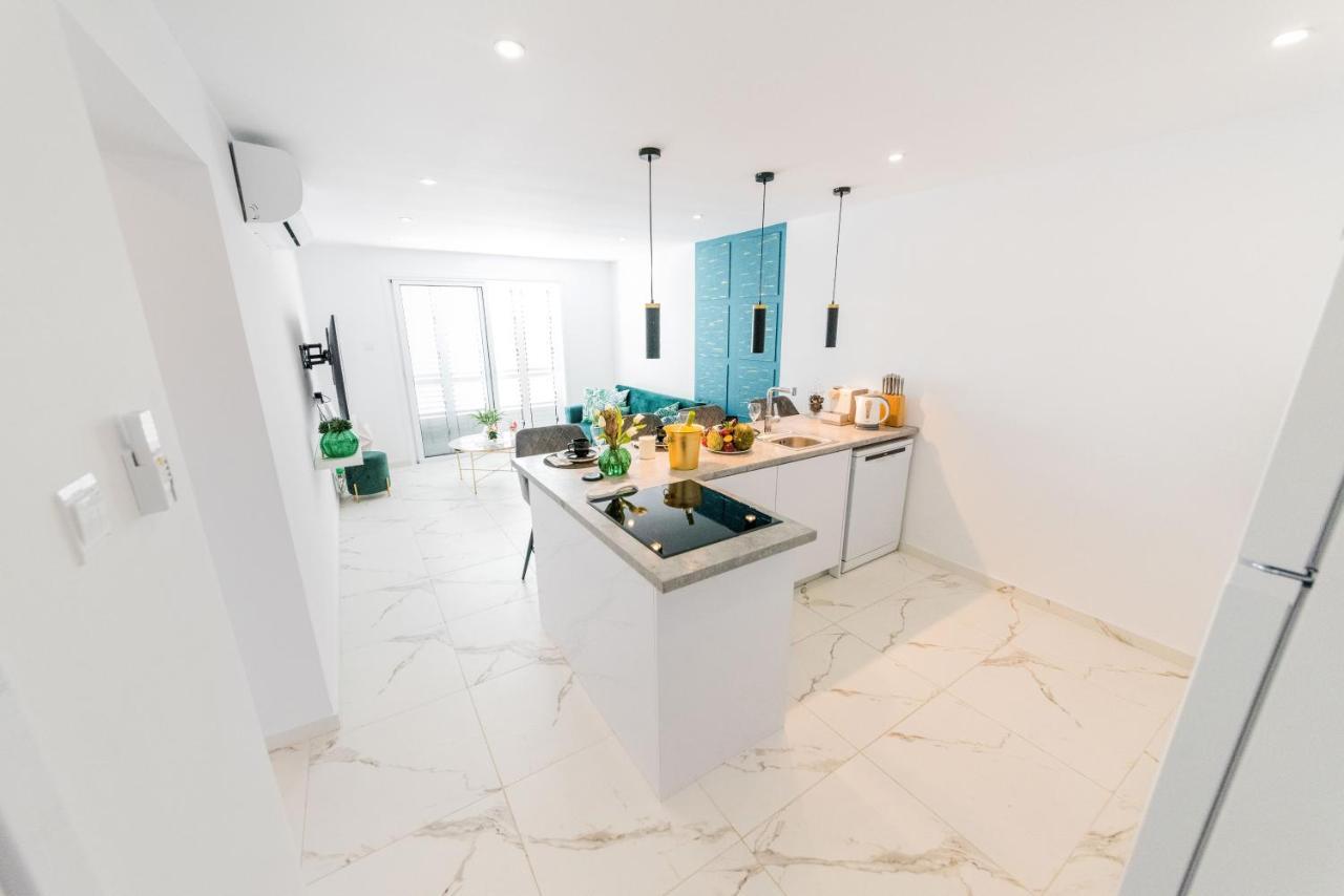 Sky Sea Cyprus Apartment Kapparis Paralimni Exteriör bild